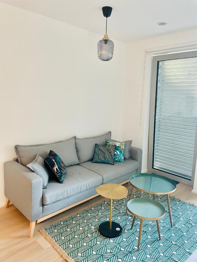 New & Large 1 Bedroom In Center- Terrace & Parking * Luxemburg
